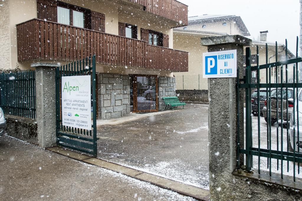 بينْسولُ Residence Alpen Casavacanze المظهر الخارجي الصورة