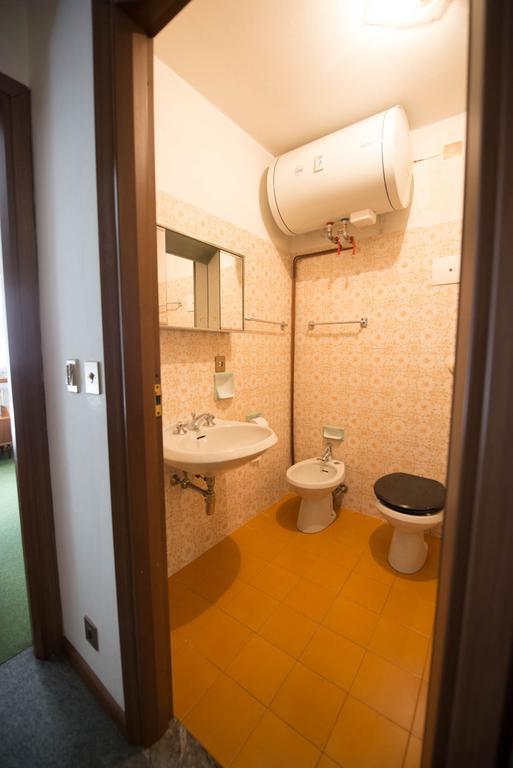 بينْسولُ Residence Alpen Casavacanze الغرفة الصورة