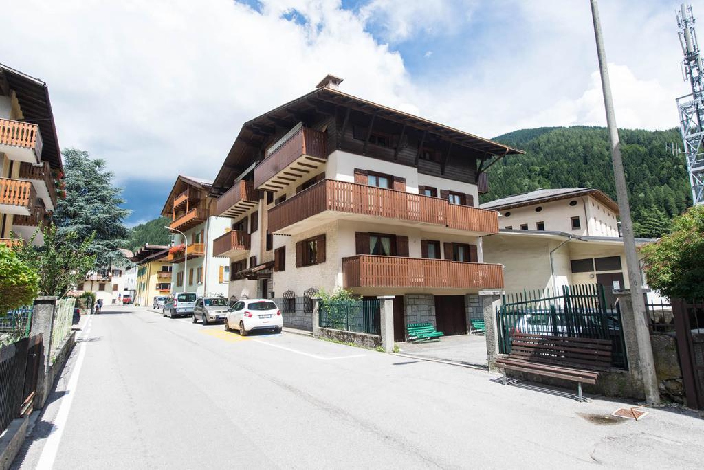 بينْسولُ Residence Alpen Casavacanze المظهر الخارجي الصورة